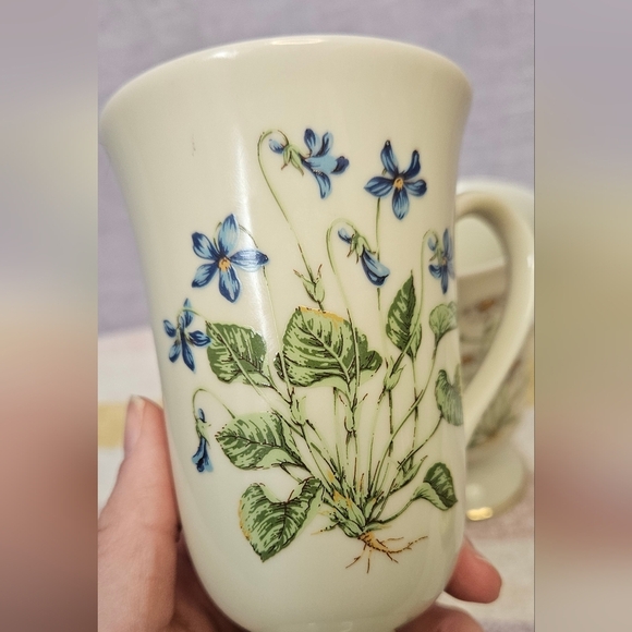 TEA CUPS - Picture 11 of 15